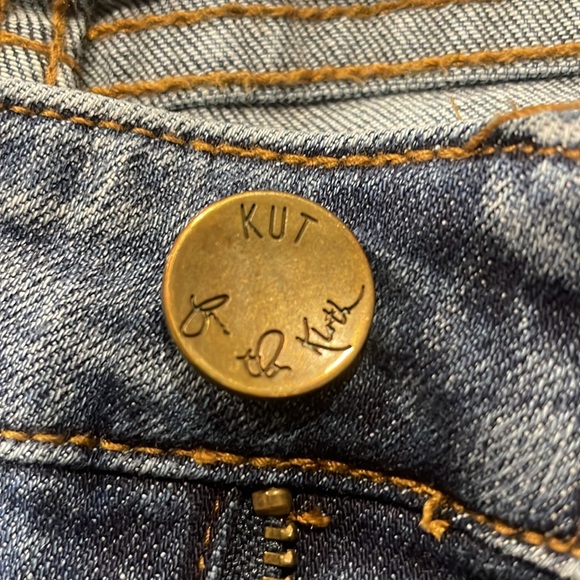 Kut from the Kloth Boyfriend Jeans - Size 12.  Inseam is 30”. - Picture 5 of 7